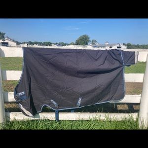 Horseware Amigo Bravo 12 Lite Turnout Sheet size 78